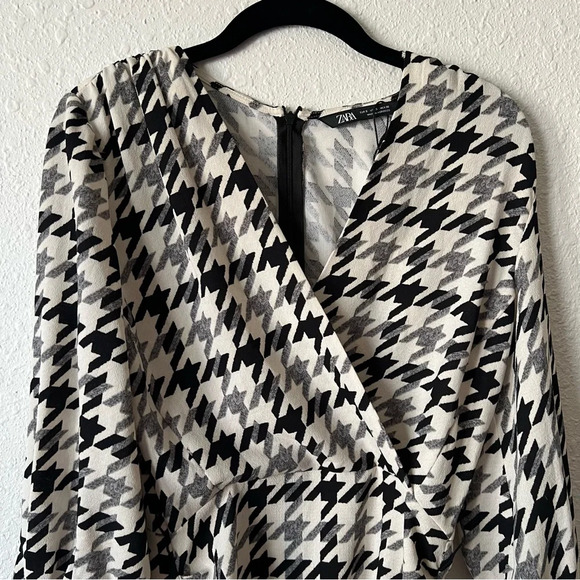 Zara Houndstooth Long Sleeve Black White Gray Mini Dress Size Small - Picture 9 of 9